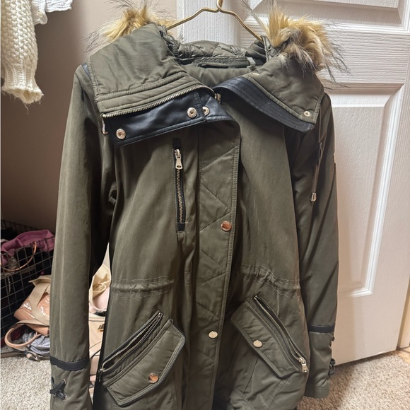Guess Jackets & Blazers - Women's Olive Green Coat